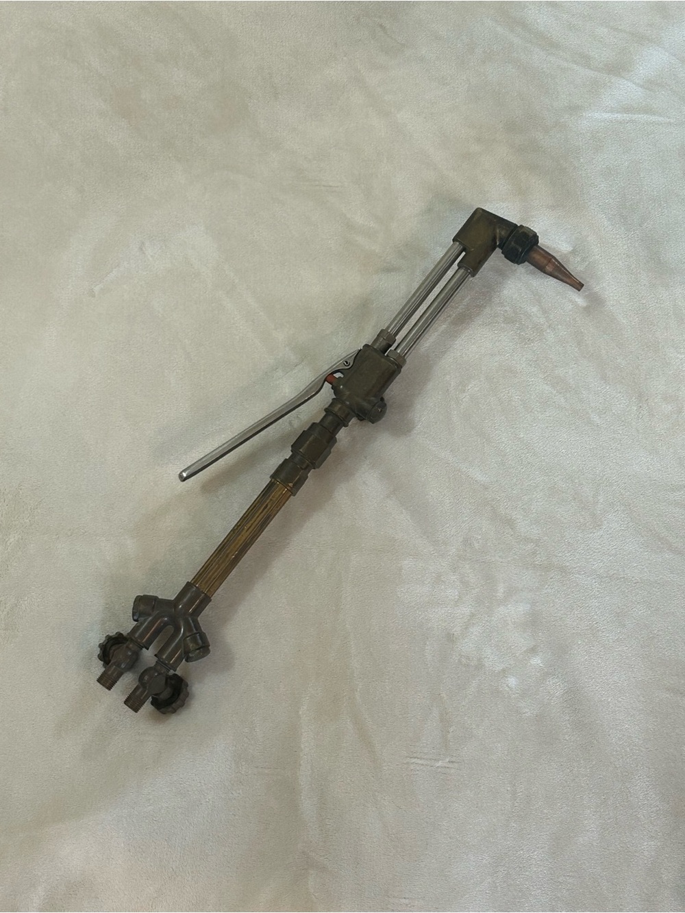 Victor Vanguard 315FC heavy-duty torch handle paired with a Victor cutting attac